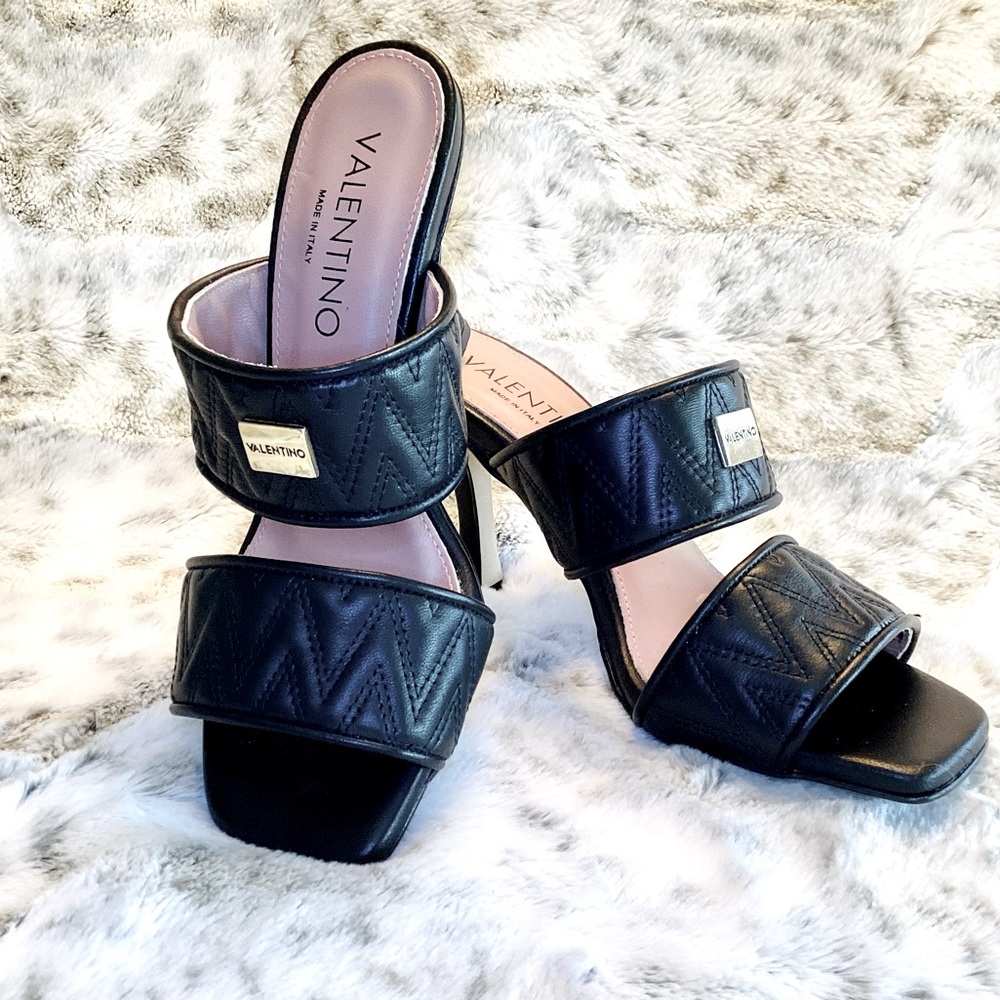 VALENTINO by Mario Valentino Jackie Slide EUC